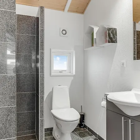 Gorgeous Home In Nordborg With Wifi